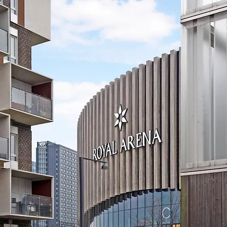 Modern Three-bedroom Next To Royal Arena And Airport *