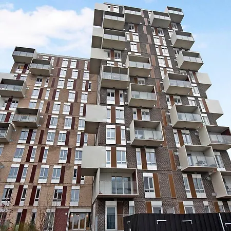 Lejlighed Modern Three-bedroom Next To Royal Arena And Airport *
